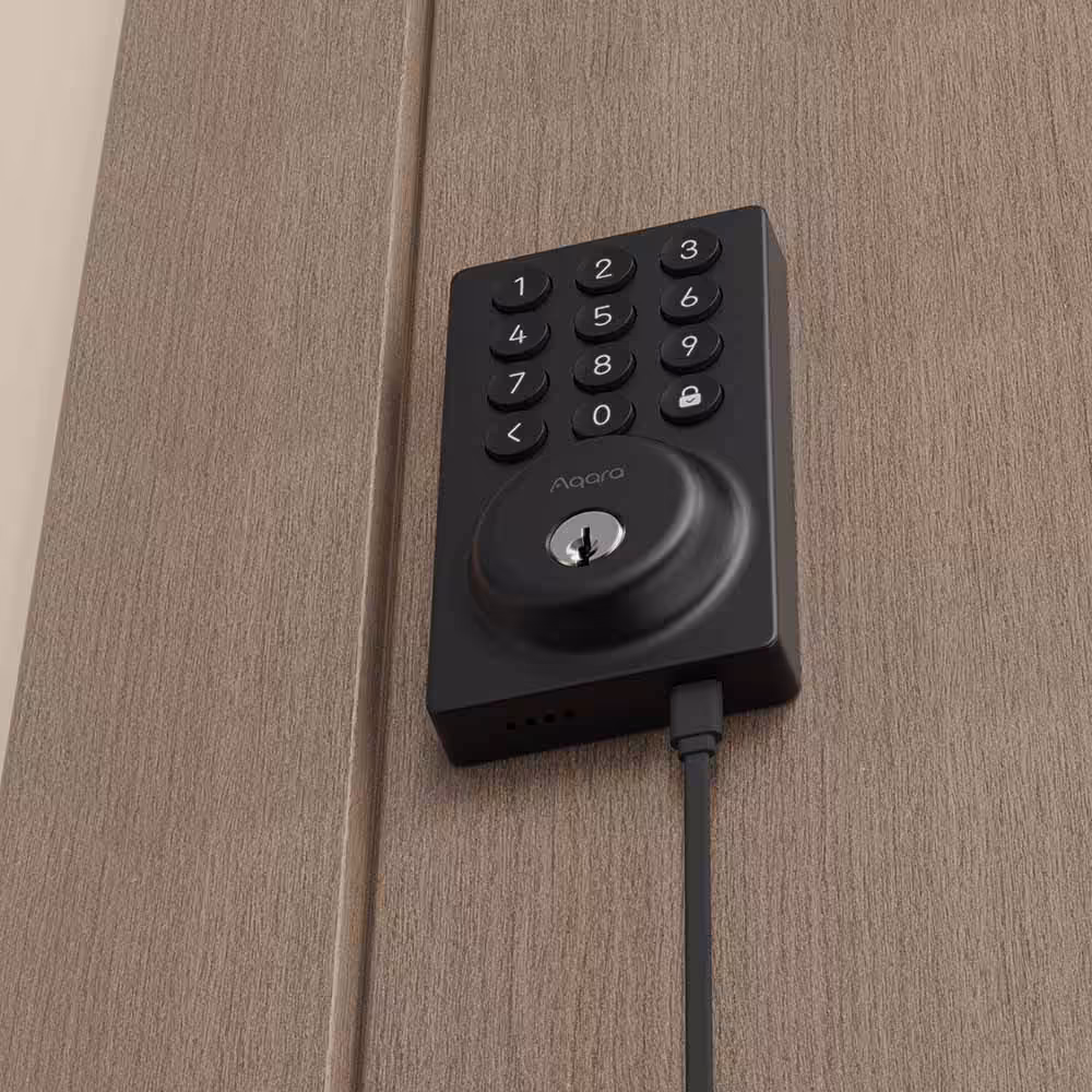 Aqara Smart Door Lock B50 — with Installation 16 Aqara Smart Lock B50 USB-C emergency power port at the bottom of the outer panel