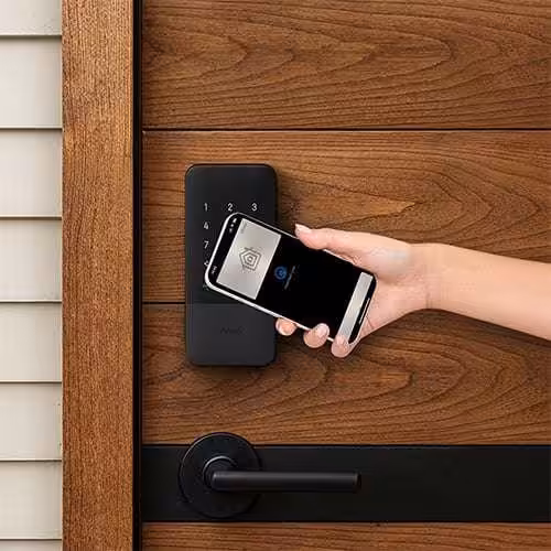 Aqara Smart Door Lock U400 — with Installation 11 Aqara Smart Lock U400 fingerprint and keypad unlock methods on a Singapore home door